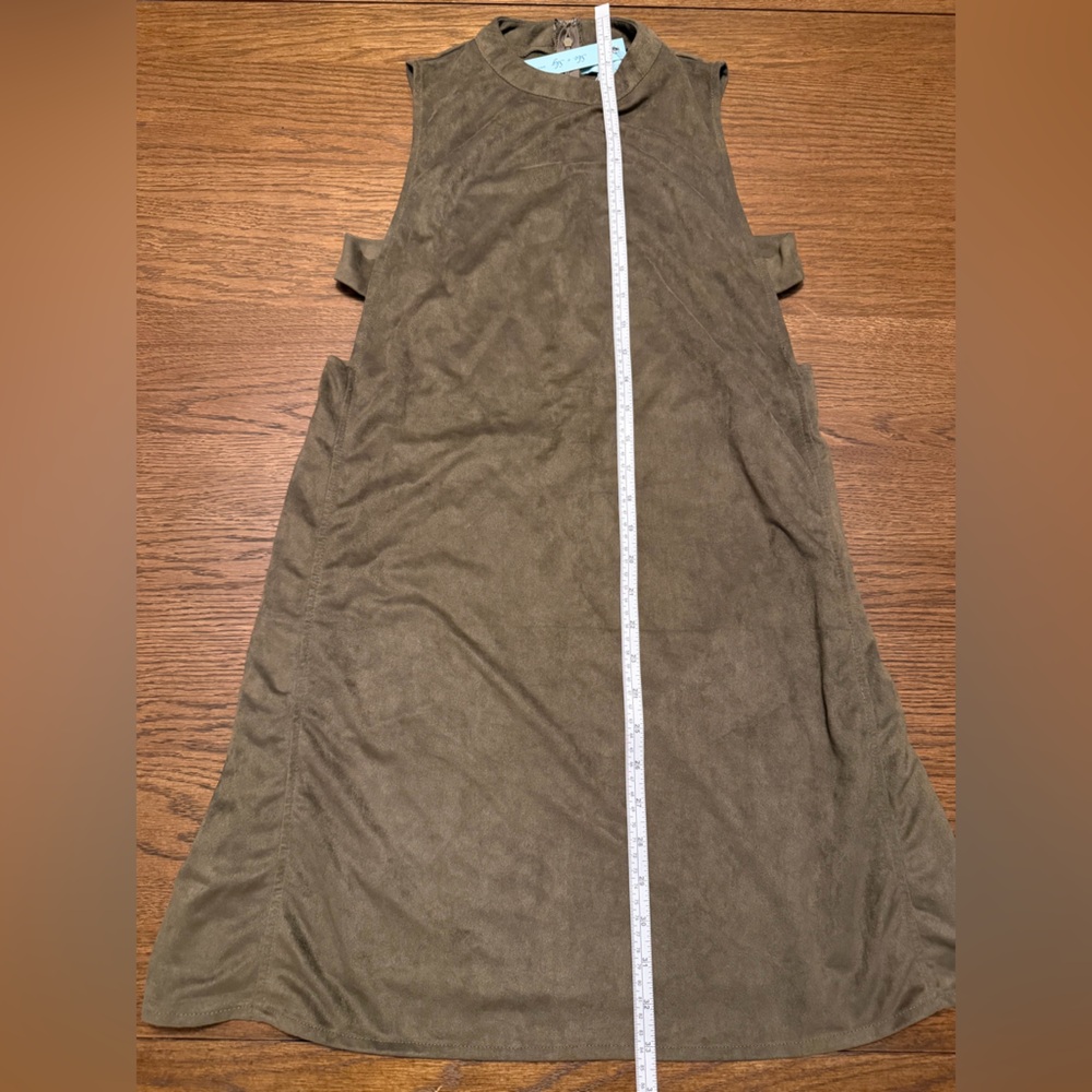 NWT She + Sky Olive Green Sleeveless Short Dress with Cut Outs Size Small - Picture 7 of 7